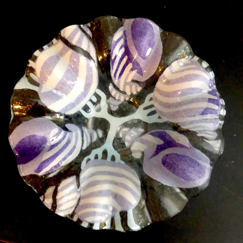 Sydenstricker glass purple & white bowl